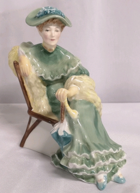 1967 Royal Doulton Ascot HN 2356 - 6" Tall