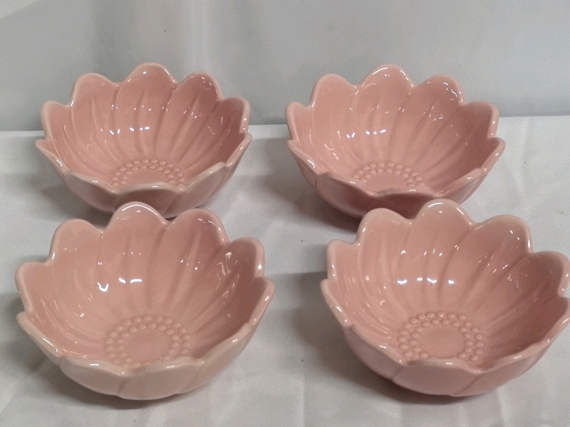 4 Pink Flower Bowls for Home Decor