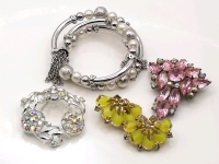 Stunning Rhinestone Jewelry - Continental Clip on Earrings & Brooches