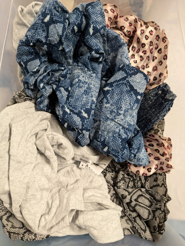 23 New Size Small Stella and Dot Clothes. Jumble Lot.