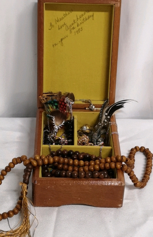 Jewelry Box with Contents - Necklaces & Rings +
