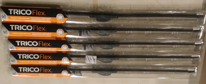 5 New TricoFlex Advanced Flexible Beam Blade Windshield Wipers 32 18-320 Each One Retails for 52$
