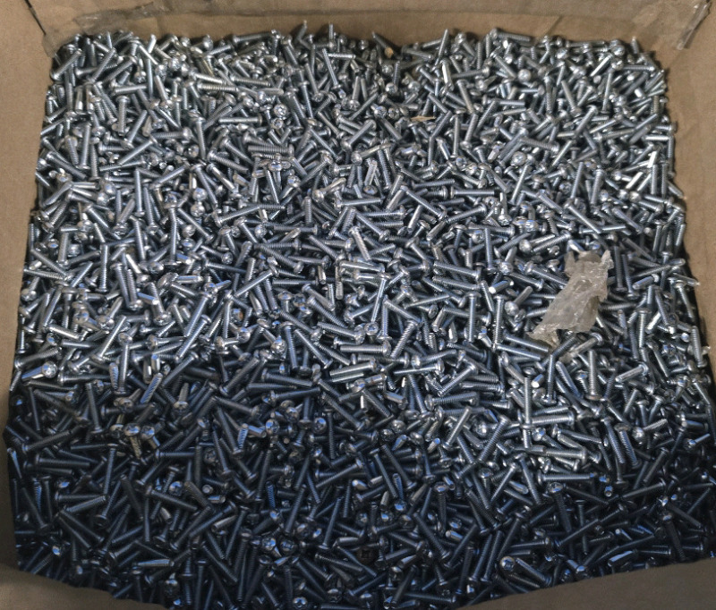 500+ Pcs | Box of ¾" Long Screws