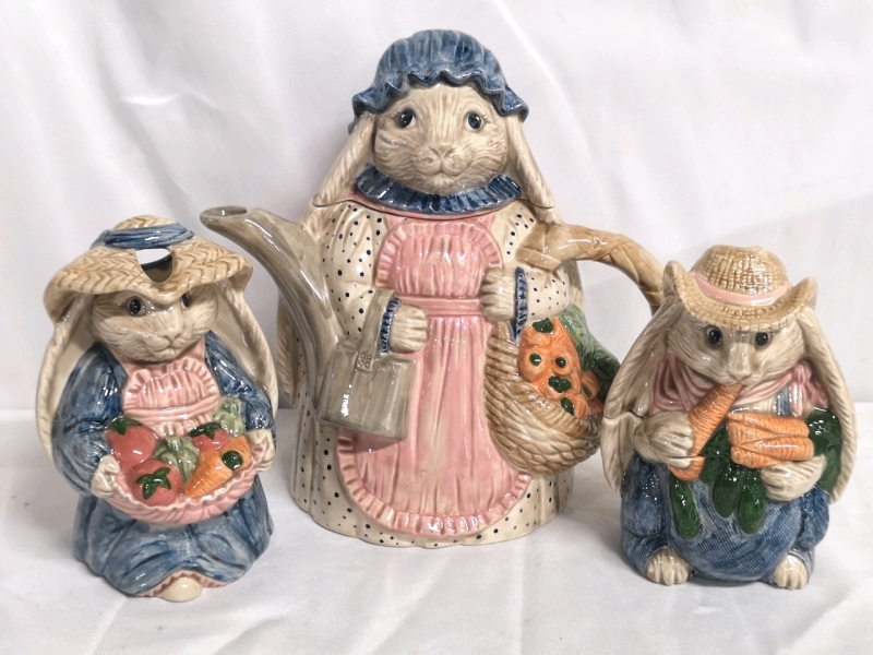 1992 Mayco Decorative Bunny Tea Set - Teapot, Creamer & Sugar