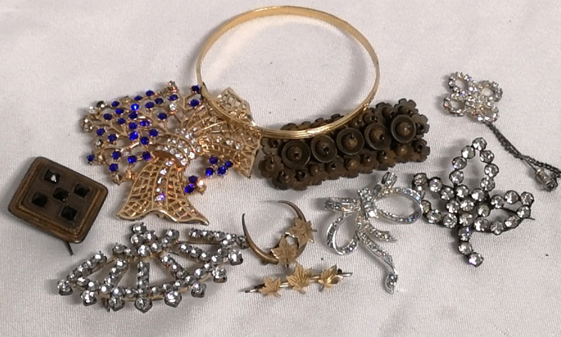 Vintage Brooches & Bracelet & Pin