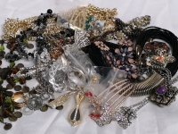 Modern & Vintage Jewelry Lot