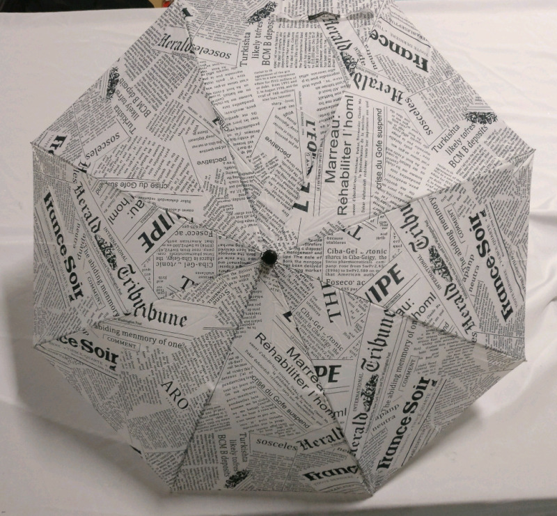 New Details Newspaper Style Umbrella