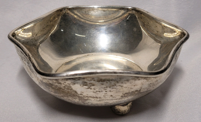 Vintage Taxco M.R.R. Perlite .925 Sterling Silver 6-Point Ball Footed Bowl , 154 grams