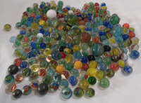 100+ Marbles Lot Of Various sizes 1/4"-1/2"