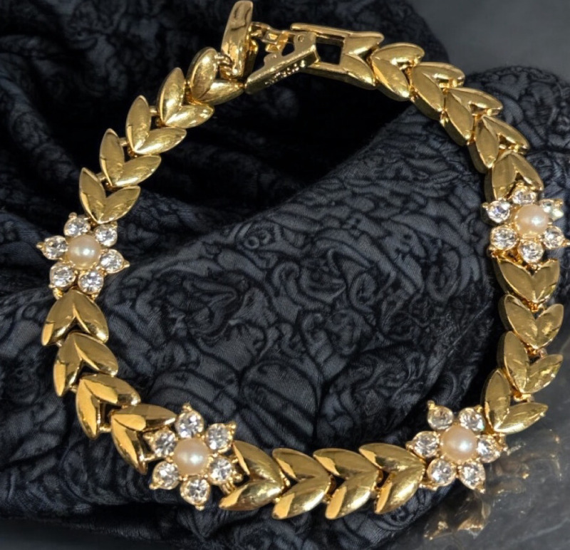 Stunning DOrlan Signed 22KT Triple Gold Plate Line Bracelet Rhinestones & Pearls