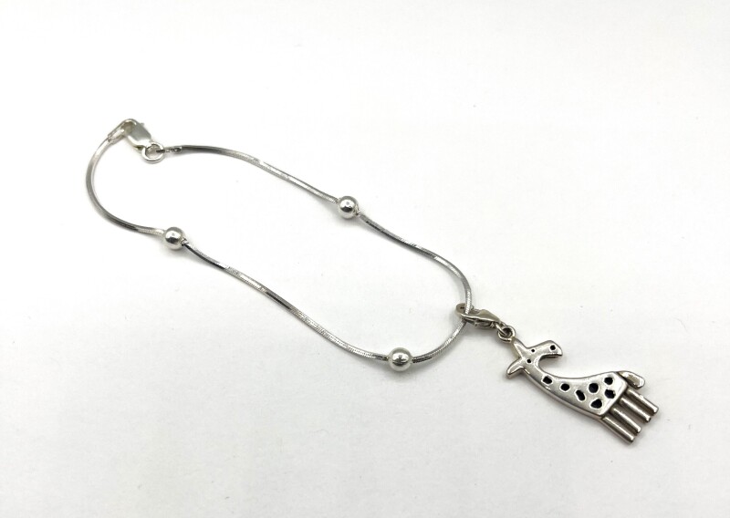 Sterling Silver Charm (Giraffe) with Bracelet | Suggested retail value $200.00