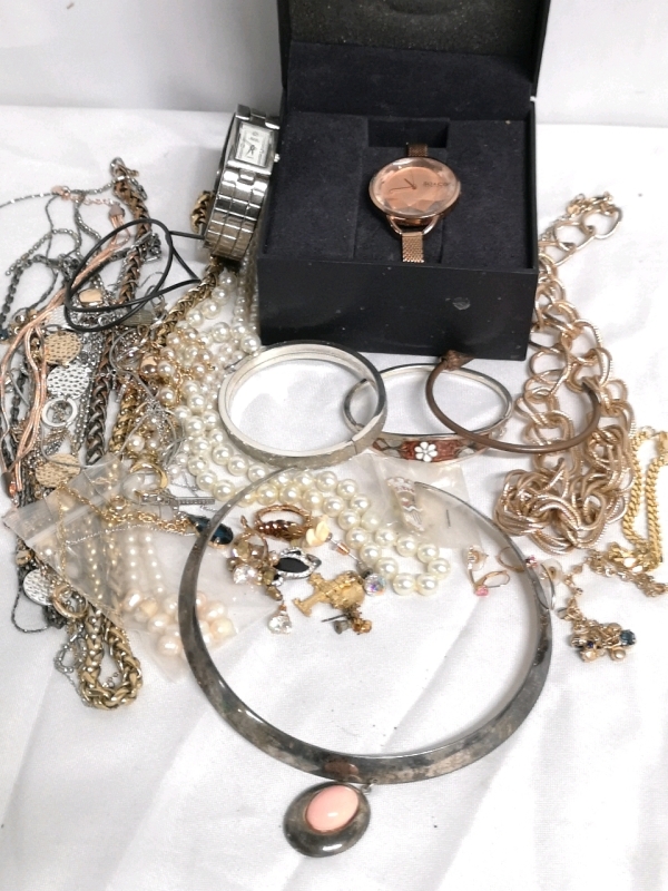 Vintage & Modern Jewelry Lot - Necklaces, Watches ++