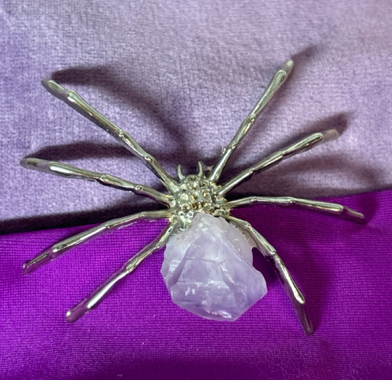 Spider Amethyst Belly Silver Decor Figure