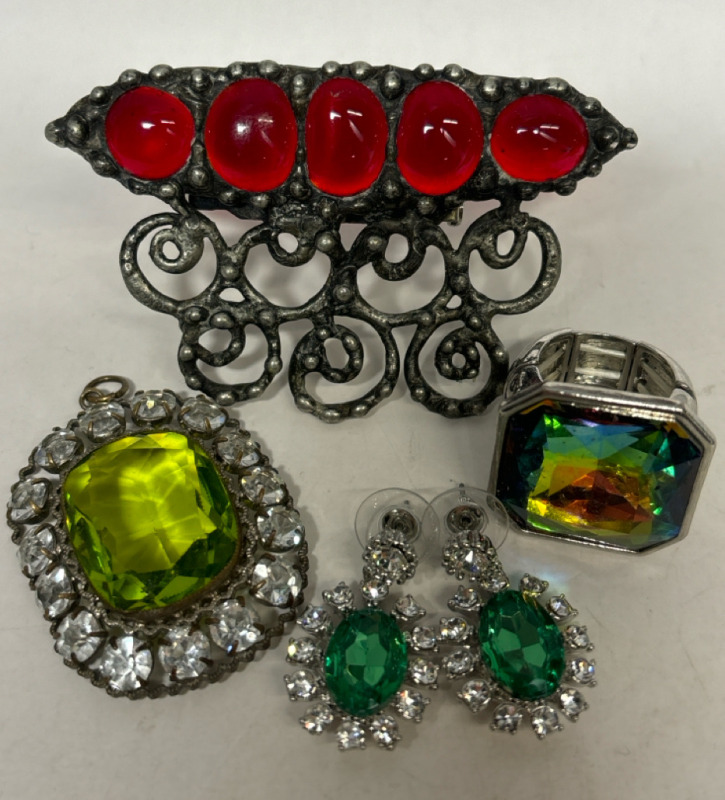 Art Nouveau Red Cab Large Vintage Brooch Watermelon Heliotrope Ring Rhinestone Green Cab Pendant & Earrings