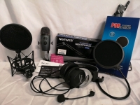 Great Podcast Equipment Lot - Blue Yeti Nano Microphone + Hyper Headphones + Pop Screen - Working