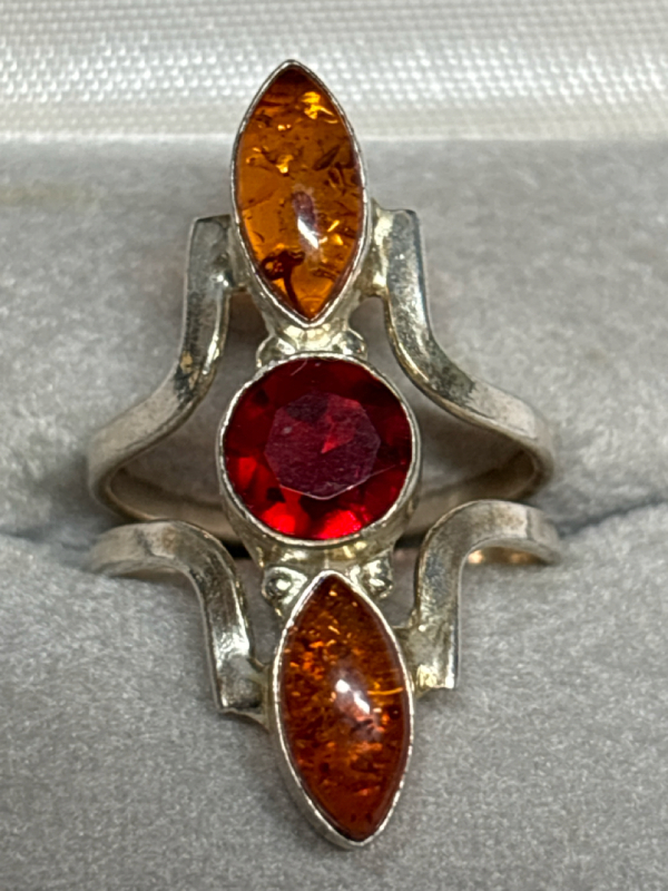 Beautiful Sterling Statement Amber & Red Stone Ring Size 7.5