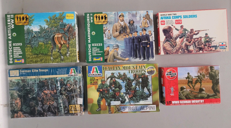 German & Italian WWII Plastic Model Soldiers , 1:72 Scale . All Boxes Contain Soldiers , All Boxes Not Complete (amount varies box to box)