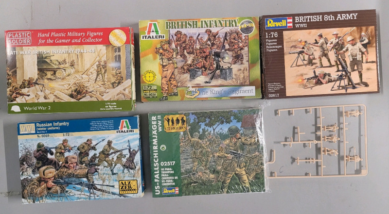 British , US & Russian WWII Plastic Model Soldiers , 1:72 Scale . All Boxes Contain Soldiers , All Boxes Not Complete (amount varies box to box)