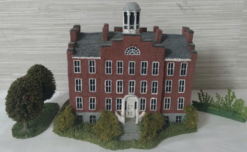 Gettysburg Lutheran Seminary Approximately 7" H/O Resin Terrain by Noble Knight Production Hand Painted Retails for 74$