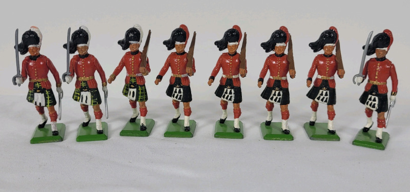 Eight (8) Britains " Black Watch Highlanders (5) & Gordon Highlanders (3) " Metal Toy Soldiers , 54mm