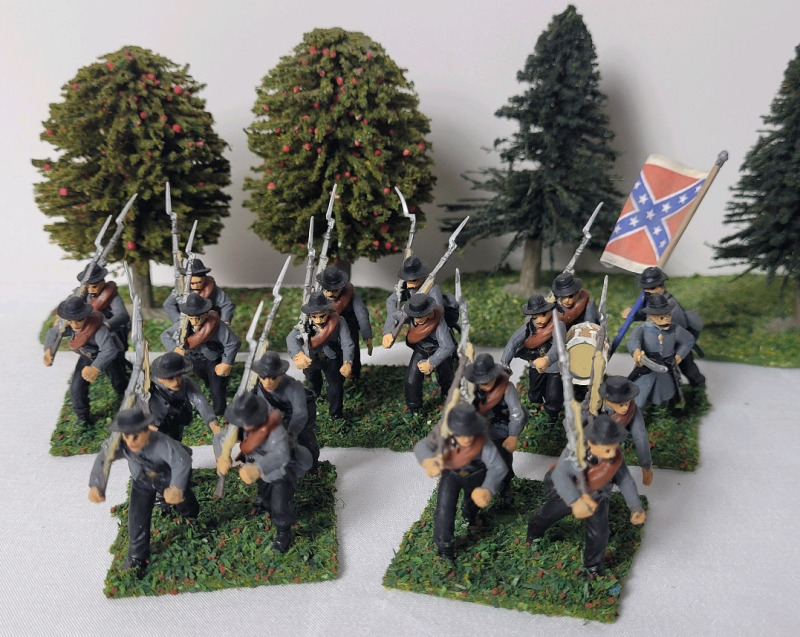 Five (5) Sets Handpainted Plastic 28mm Wargaming 3rd. Arkansas Infantry Regiment Confederate Army Miniatures