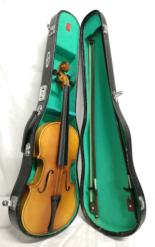 LARK 4/4 Full Violin with 2 Bows and Hardcase - Made in Shanghai China - M 5002