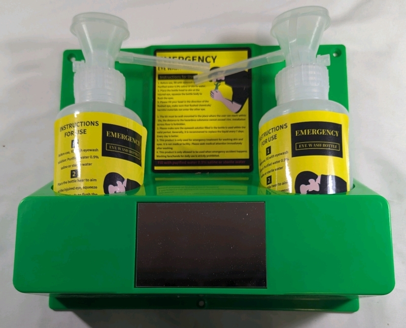 5 New: Emergency Eyewash Bottle Kit - Each Bottle Holds Approximately 230ml