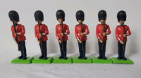 Six (6) 1977 Britains Deetails " Scots Guards " Plastic Toy Soldiers , 54mm