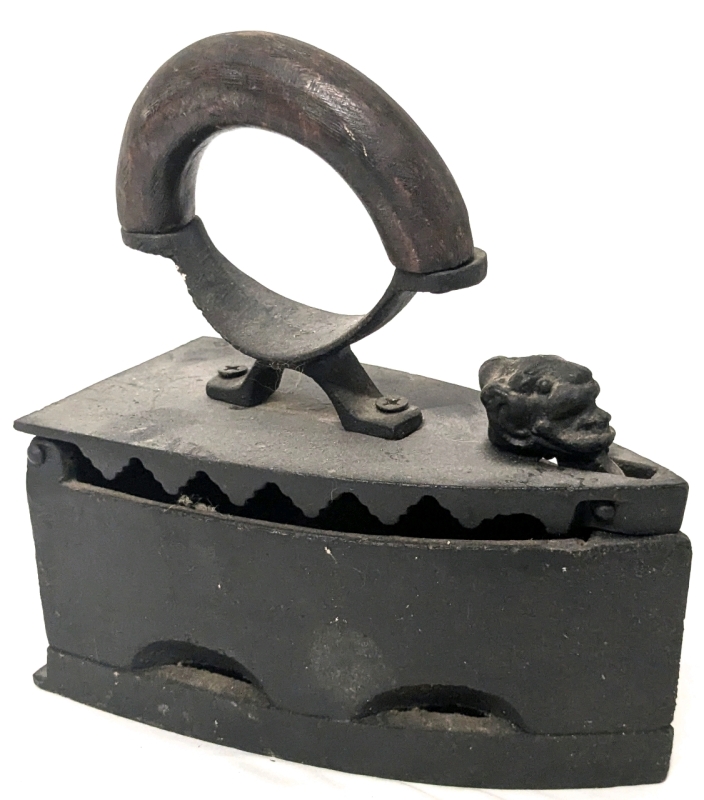Neat Lion-Head Latch Cast Metal Coal Iron w Wood Handle | 9" Tall