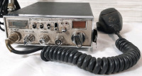 Cobra 25LTD ST Sound Tracker with 24" Antenna + An Outdoor Bag