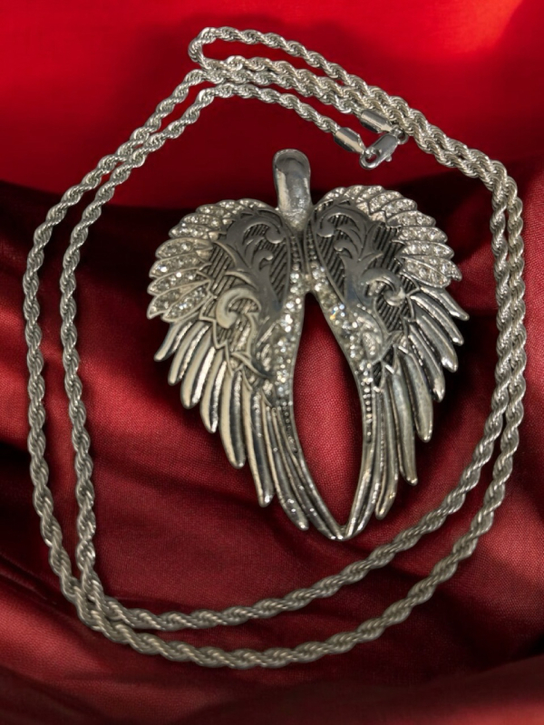 Large Angel Wings Eagle Wings Rhinestone Pendant Rope Chain