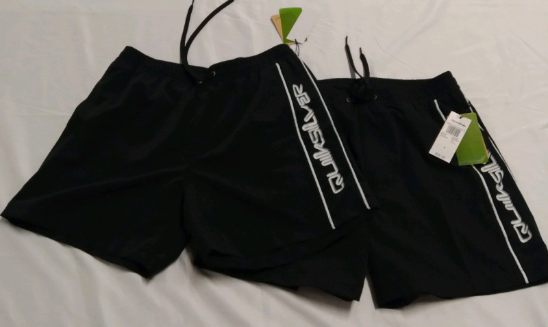 2 New Quicksilver Everyday Vert Volly Shorts Medium retails for 65$