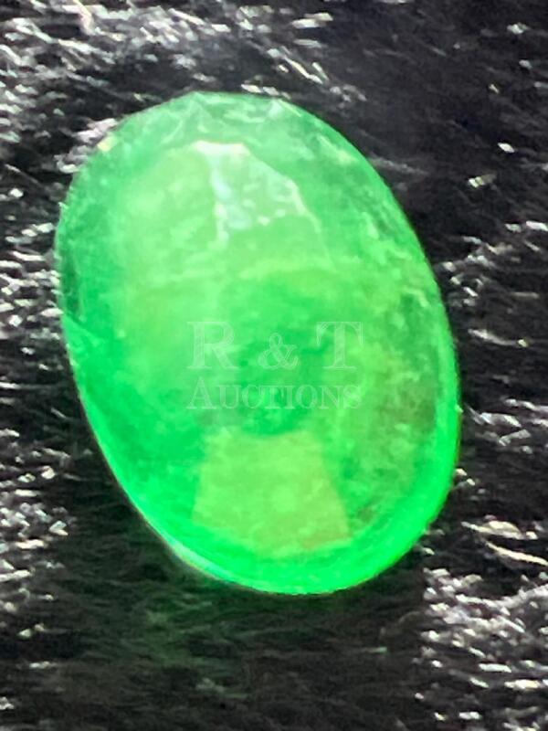 Genuine Emerald Oval Loose Gemstone 0.94 CT