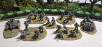 ( 7 ) Flats ( 25 Soilders Total ) Appear To Be Lead German Artillery Battalion | * Tallest Troop Measures 1" * Shrubbery Not Included *