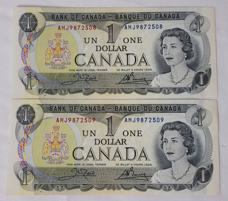 1973 Canadian Bank of Canada One Dollar Bank Notes , Consecutive Numbers . No Bends of Folds , Appears Uncirculated