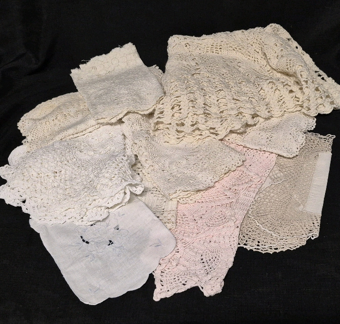 Vintage Linens - Tablecloths & Doilies