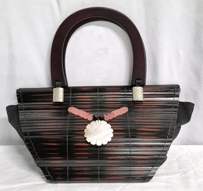 Bamboo Style Handbag/Purse with Magnetic Closure