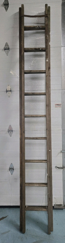 Vintage | Wooden Extension Ladder Approx 9.5" Tall | Appears To Extend To 15ft+