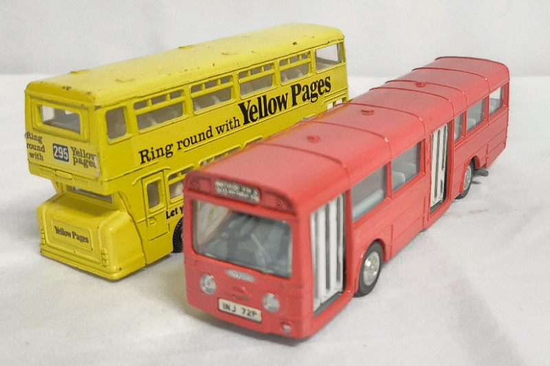 2 Dinky Toys Diecast Double & Single Deck Buses - Made in England