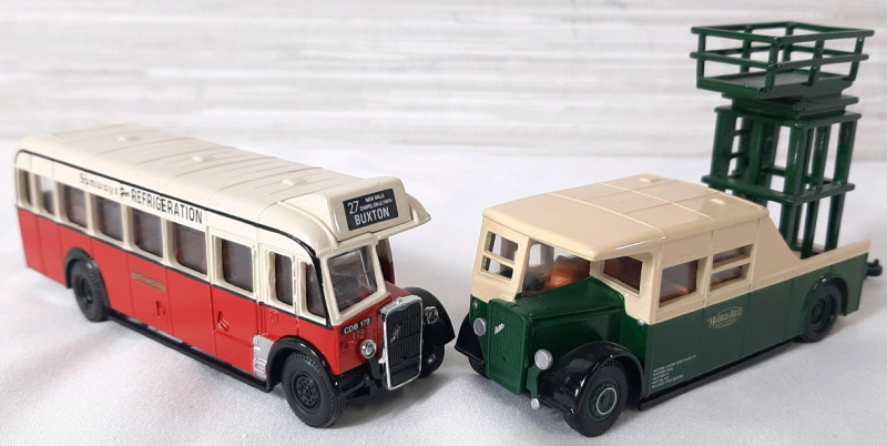 2 Diecast Corgi Toy Buses, Including A ECW Single Deck (4½" Long) & Bristol Tower Wagon (4½" Long)