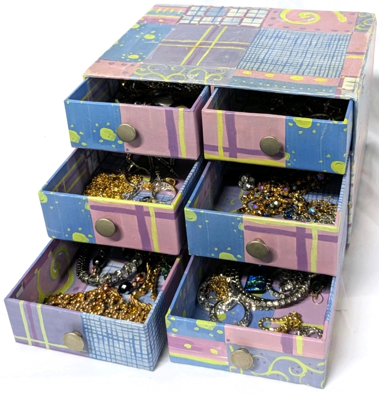 Cute 6-Drawer Organizer with Jewelry Contents | 8.5" x 6.5" x 5.5"