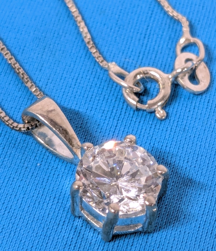 Beautiful Signed Sterling Silver Pendant w Faceted Stone Open Gallery on 15" Long Sterling 925 Box Chain Signed Star 620 AR (Argentenio)