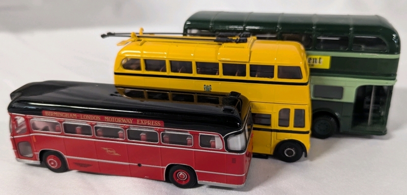 3 Diecast Corgi Model Busses and Tram. Longest is 4.75".