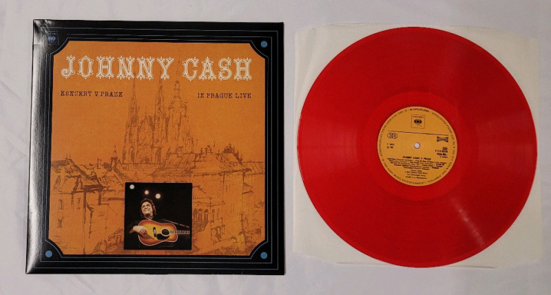 Johnny Cash : In Prague Live Lp Record . 2015 Record Store Day 180 gram vinyl limited edition heavy weight release pressed on Soviet Red . Excellent Condition