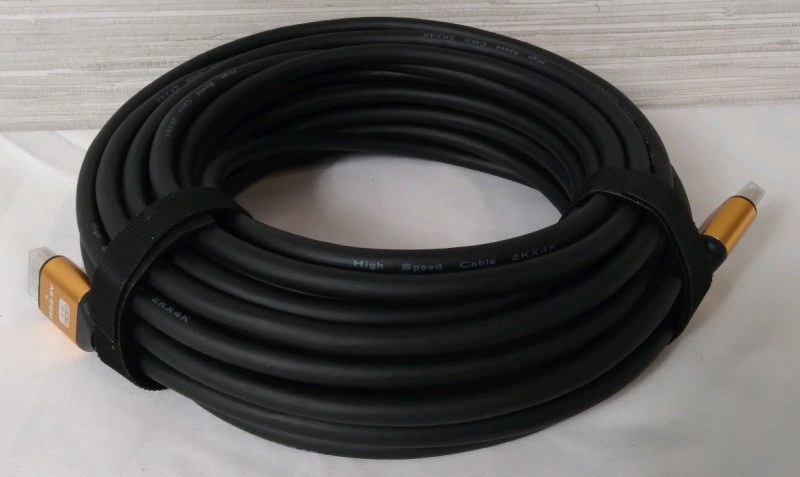 New High Speed HDTV Cable HDMI Roughly 20+ Feet