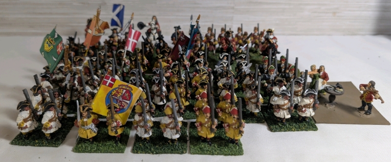 29 (102 Figures) Handpainted Metal & Plastic Bases Miniature Napoleonic Infantry Units