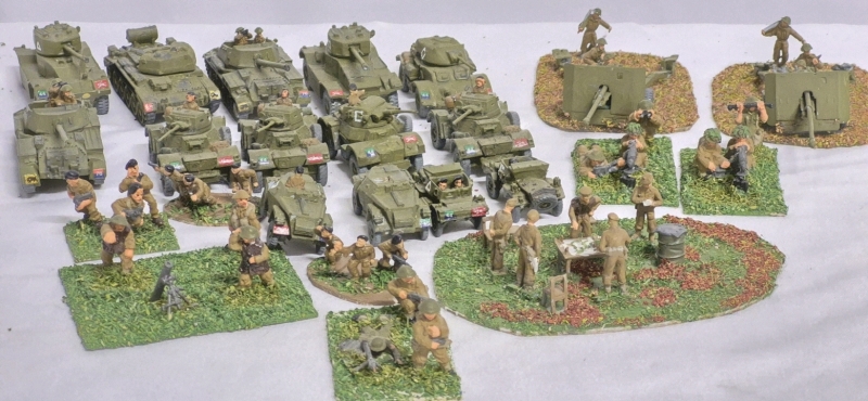 30 Hand-Painted Miniature Toy Soldiers on Flocked Bases & 14 Metal Miniature Military Vehicles Tanks +