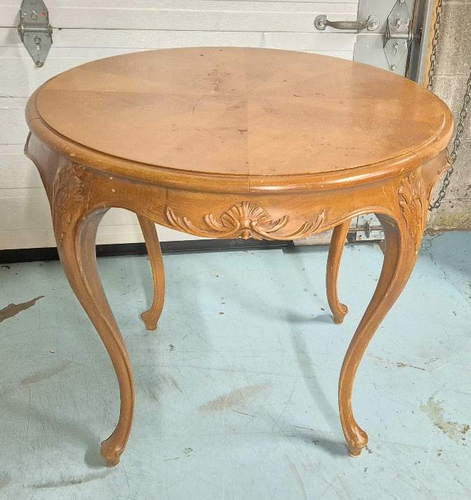 Vintage Wooden Circular Table with Wood Detailing and Curved Legs 30" Diameter & 26" Tall