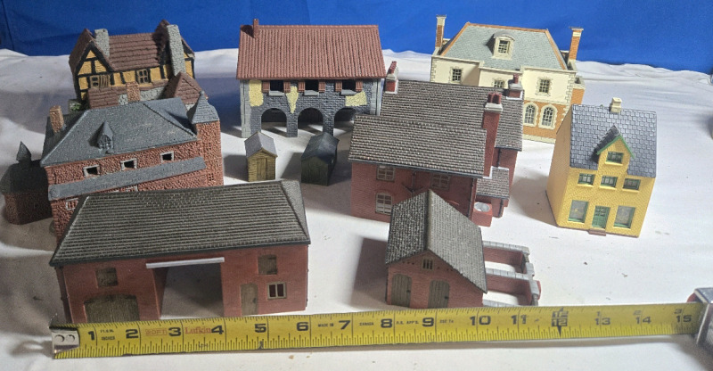 10 Pcs | Assorted Plastic Buildings For Scene Decoration | Includes Appartment Buildings, Houses, Hospital & More! | Largest Building Measures 6" x 5" x 4.5"