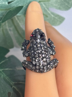 Adorable Chic Clear Rhinestone Ring with Japanned Black Setting Black Cab Eyes Signed G